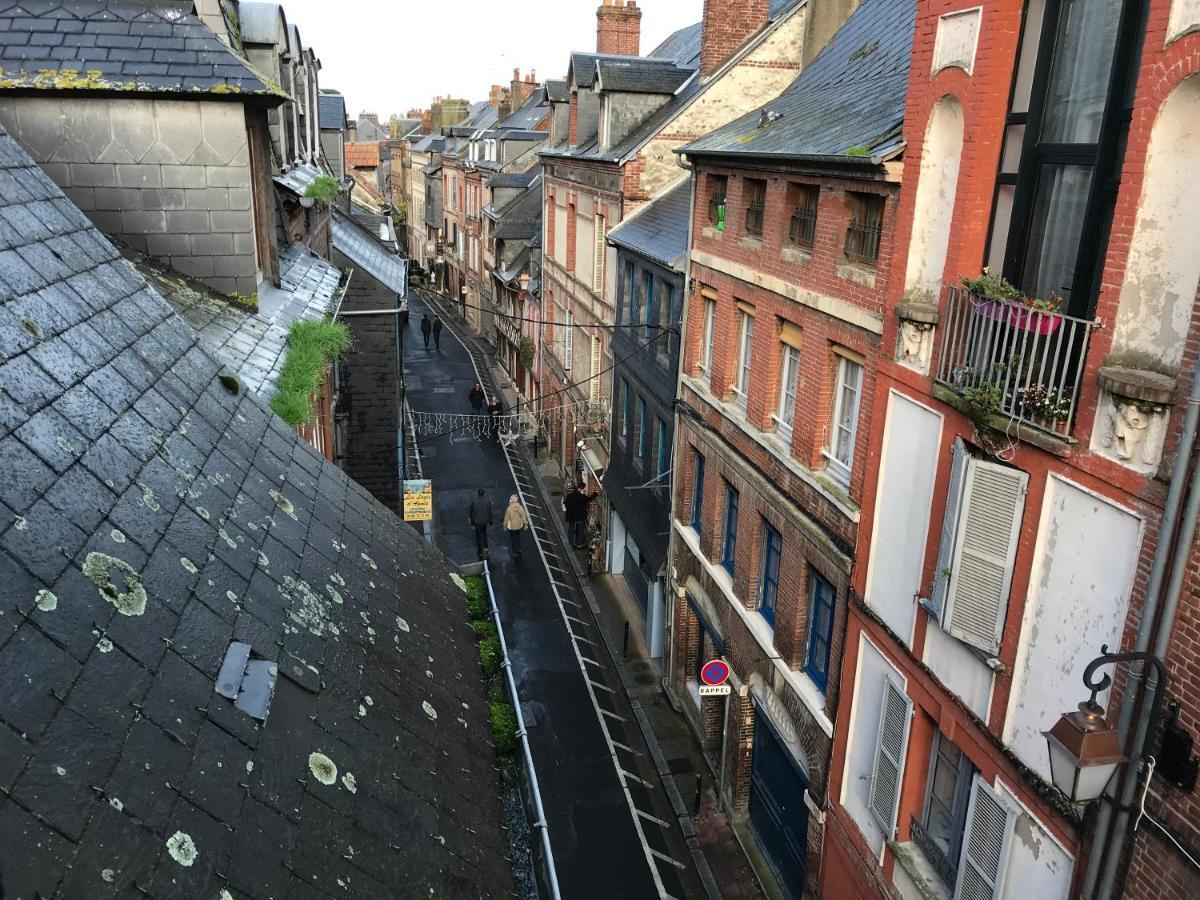 Le Studio Du Gouverneur Honfleur Exterior foto